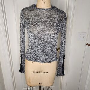 Aeropostale black/white long sleeve hooded top. ‎ Sz. XS